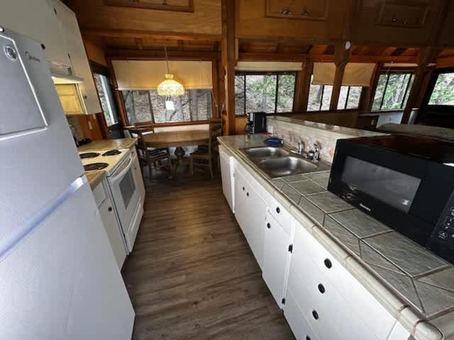 Views Inside Yosemite-Timber Lodge-Sleeps 6 Yosemite West Exterior foto